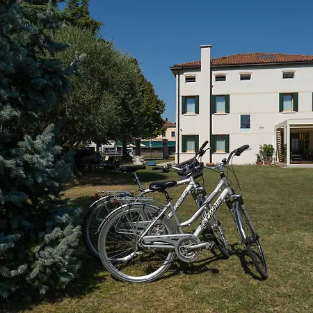 Canalgrande Bed & Breakfast