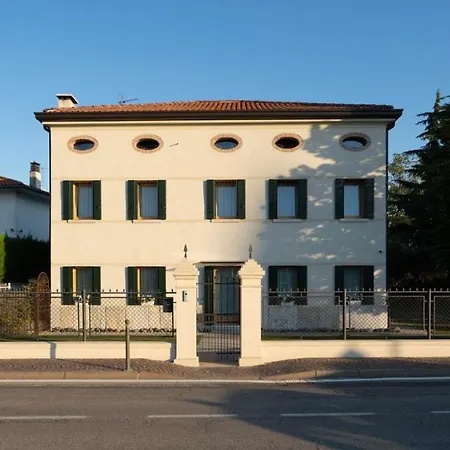 Canalgrande Bed & Breakfast 4*