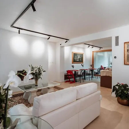 Canalgrande Bed and Breakfast