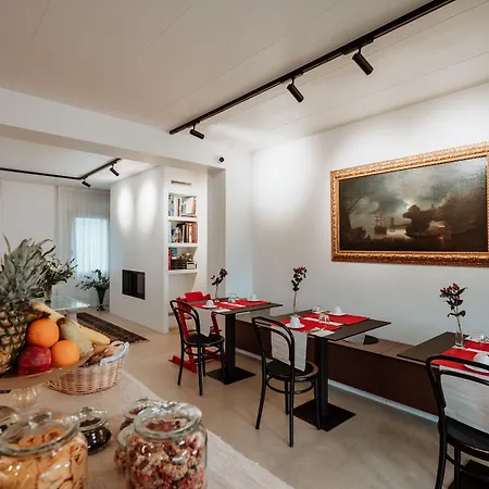 Canalgrande Bed and Breakfast